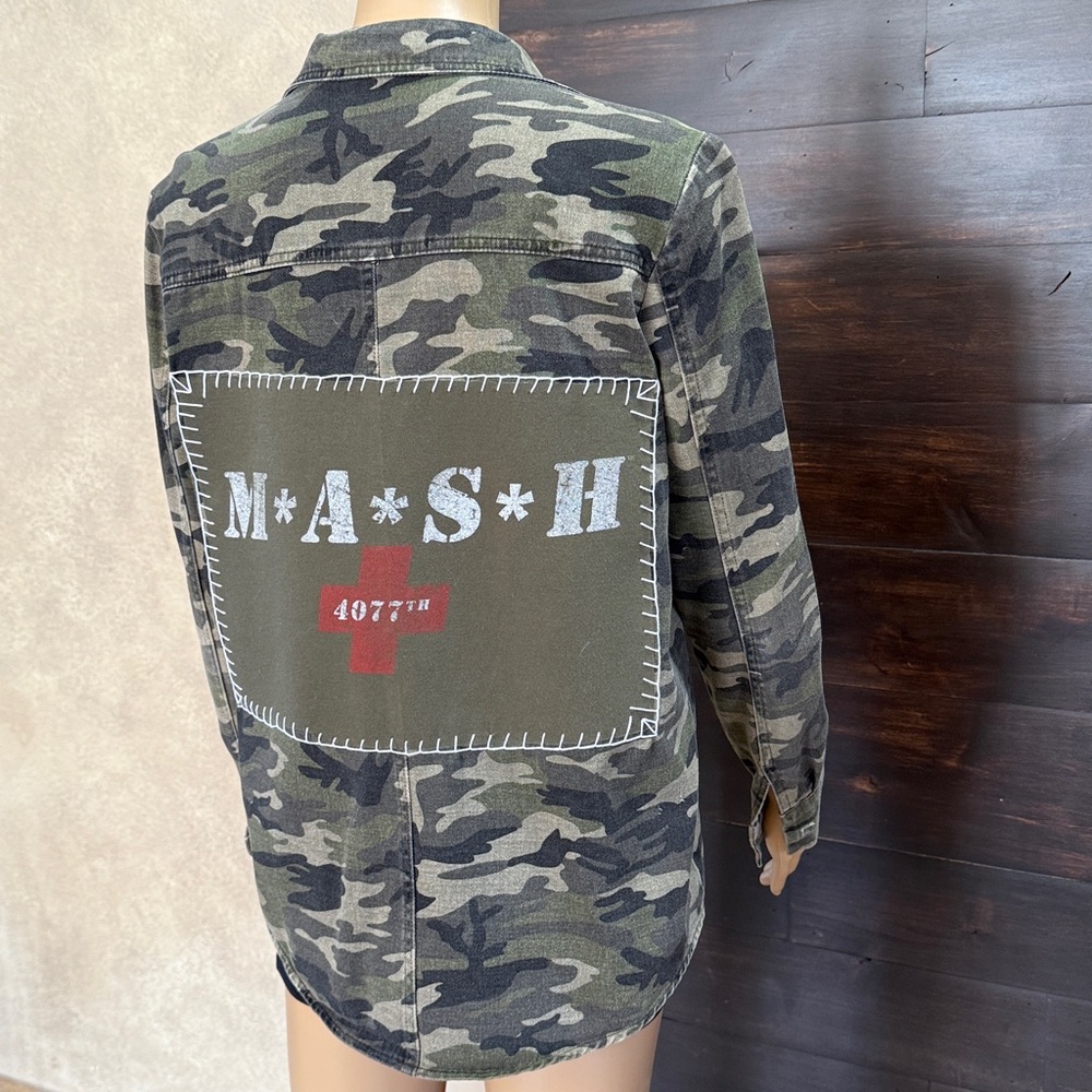 Upcycled 36point5  Camoflauge M.A.S.H Shacket Size S - Picture 3 of 3